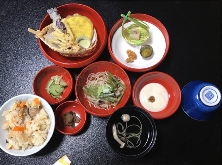 Dinner at Zenkōji Shukubo